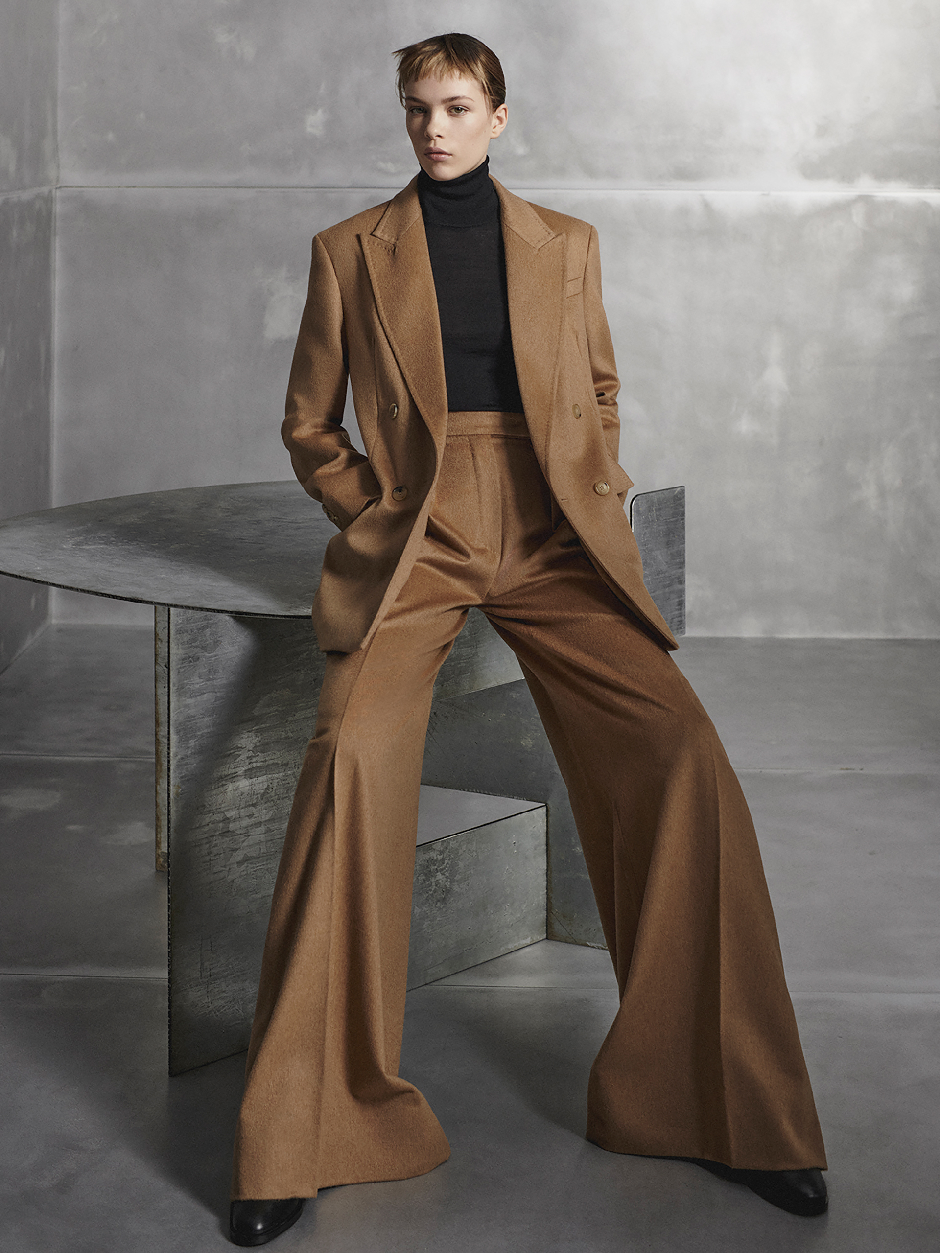 Olimpia Iconic Double breasted Jacket in Pure Camel Hair Max Mara